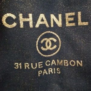 Meet your Posher, Taryn